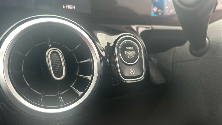 Mercedes-Benz GLA 200d AMG Line Executive 5dr Auto Diesel Hatchback